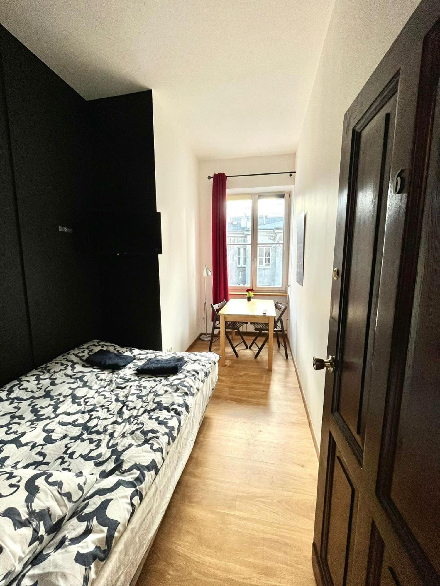 Bezagenta Rooms Centrum Varsóvia Quarto foto